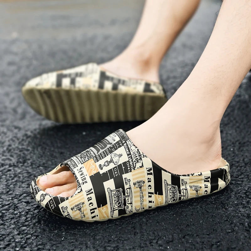 New Men's Sandals Fashion Platform Casual Slippers Men EVA Light Wading Beach Shoes Women's Shoes Yeezy Slides Sleepers Men